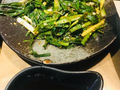 -何师烧烤·香辣蟹·川菜·30年老品牌(太古里旗舰店)