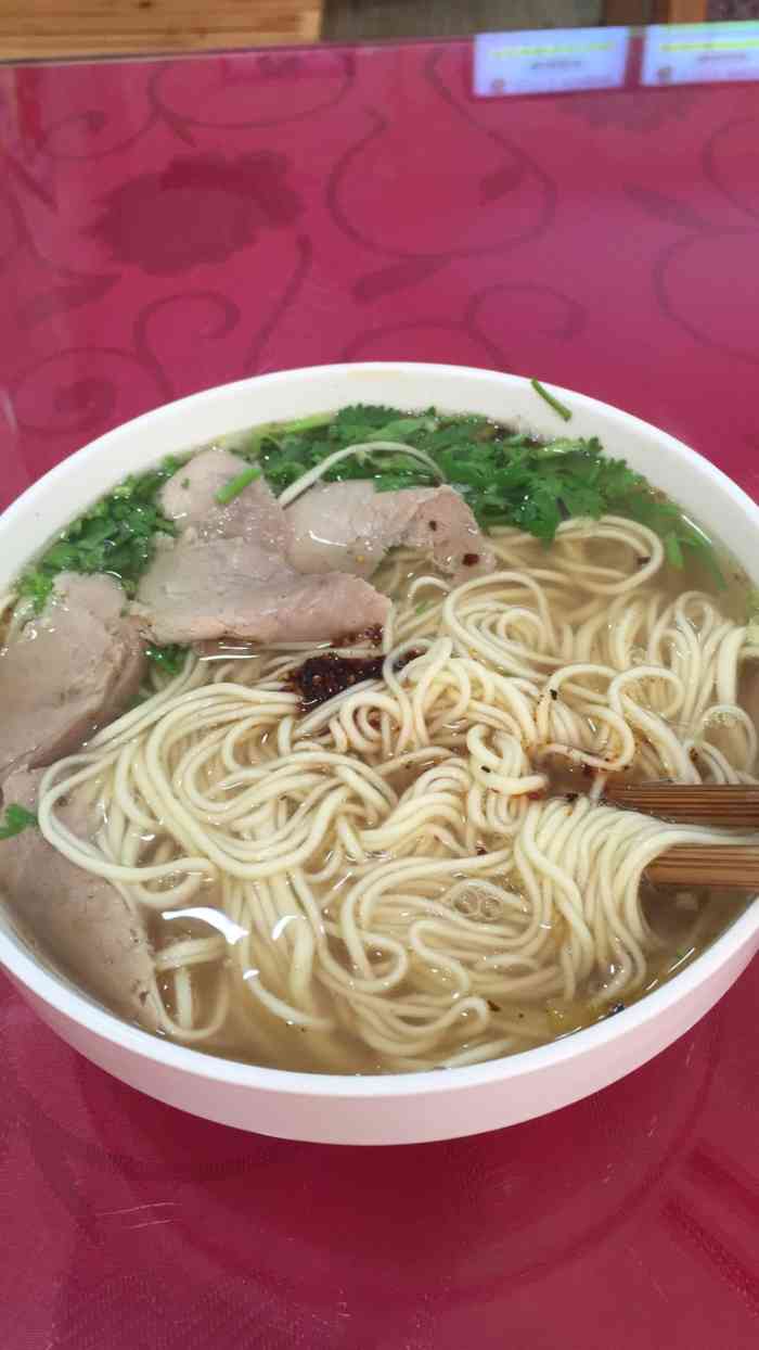 打分 喜欢,干净清爽,面拉的很好,祝生意兴隆