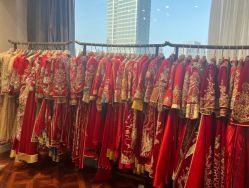 -拉瑞娜LaReine婚纱礼服高级定制