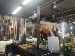 -苑苑发型设计
