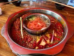 -铜元老码头鳝鱼火锅