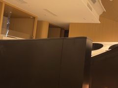 -涨巢·潮玩水疗局