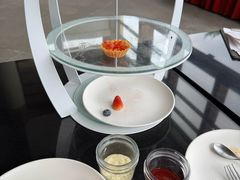 -亚龙湾喜来登·美景台大堂吧