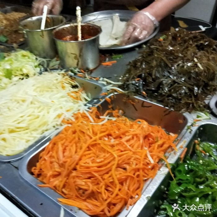 永霞烙馍卷菜饼卷菜图片 - 第1张