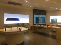 -华为授权体验店(中山公园来福士)