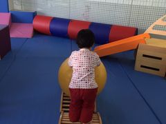 -乐融婴幼儿成长中心(四季青校区)