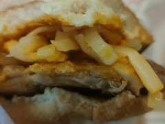 桂林酸竹笋风味板烧鸡腿堡-麦当劳(佛山流行前线店)