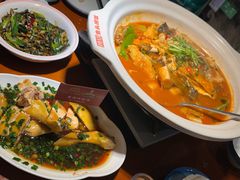 -魏铭鱼头捞饭(晋阳路店)