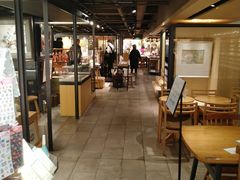 -猫的天空之城概念书店(苏州诚品店)