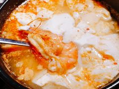 海鲜豆腐汤-·缸桶屋·韩式牛肋条自助烤肉(西湖D11店)