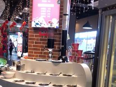 -罗二娘·鲜切牛自助火锅(罗湖东门步行街店)