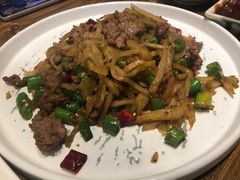 -三姐妹餐厅(曲江店)