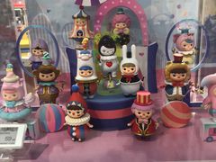 -泡泡玛特POPMART(崇文门国瑞城店)