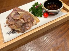 皮影牛肉-唐山宴百姓府邸院落中餐