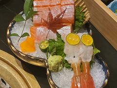 -山川小町·极番烧肉(新地假日广场店)