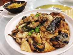 鲶鱼豆腐煲-围龙屋客家食府(福田店)