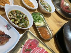 -青瓦餐厅·生鱼片·韩园烤肉(西塔店)