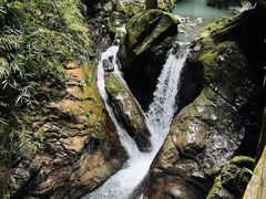 -龙水峡地缝景区