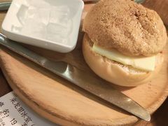 法国总统菠萝油-来龙里 精致 东南亚餐室(万象城店)