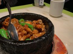 石锅杭椒牛蛙-桂满陇天书(南京德基旗舰店)