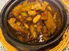 咸鱼鸡粒茄子煲-熠盛粤味(永康路店)