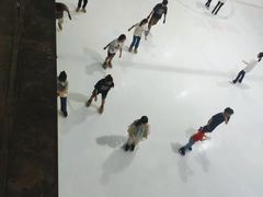 -正佳冰河湾真冰滑冰场