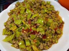 三椒炒肉-弘烨 贵州酸汤 鱼火锅(东财店)