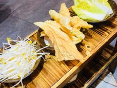 -锅来乐地锅鸡(安亭店)