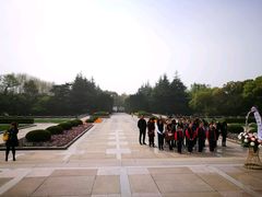 -上海市龙华烈士陵园