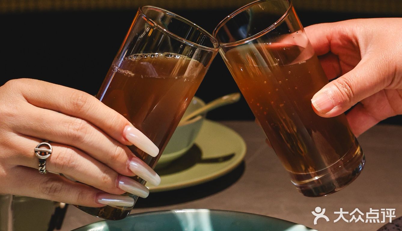 酸辣鲜香！拾云记的云南味太顶了！