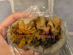 咸蛋黄全家福年糕团-上海虹口糕团食品厂(昌里东路店)