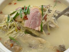 -百姓食府(秦虹路店)