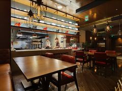 -恰餐厅及酒吧 CHAR Bar & Grill (北京丽都皇冠假日店)
