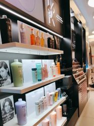 -PE SALON