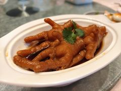 -景月阁空中食府(希尔顿酒店)
