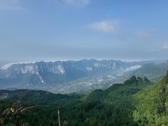 -鹿院坪生态旅游景区
