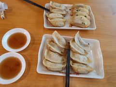 -小姜锅贴(凤凰街店)