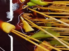 -拈签一笑黄牛肉辣卤串串