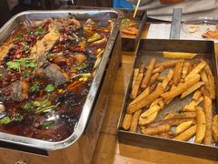 -老东镇啤酒屋海鲜加工·蒸汽海鲜·海鲜烧烤(台东店)