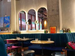 -Brut Eatery Wine Bar & Restaurant (建国东路店)