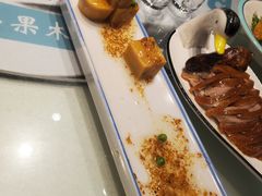 -梅利汴京烤鸭•开封豫菜地标店(东大街店)