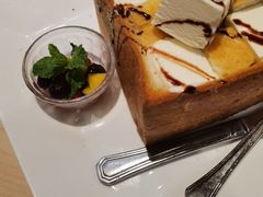 光明白熊冰砖厚多士-避风塘(宝山万达店)