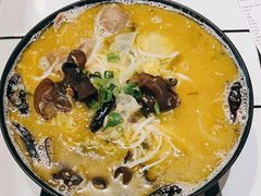 -肥汁米蘭香港米线(长宁来福士店)