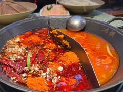 -鸿姐老火锅(静安店)