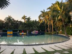 -三亚湾海居铂尔曼度假酒店