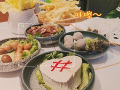 -牛人日志·鲜牛肉骨汤火锅(万科里瑧店)