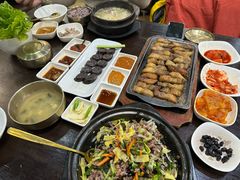 -釜山豚骨汤饭(芝罘万达广场店)