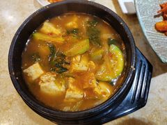 -英子补身汤(海兰路店)