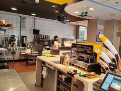 -麦当劳(湖光北街店)