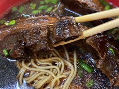 -小龙大肉面馆